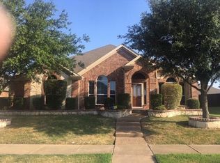 516 Glacier St, Desoto, TX 75115