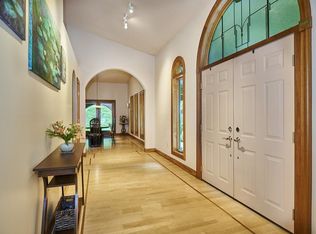 82 Coles Meadow Rd, Northampton, MA 01060