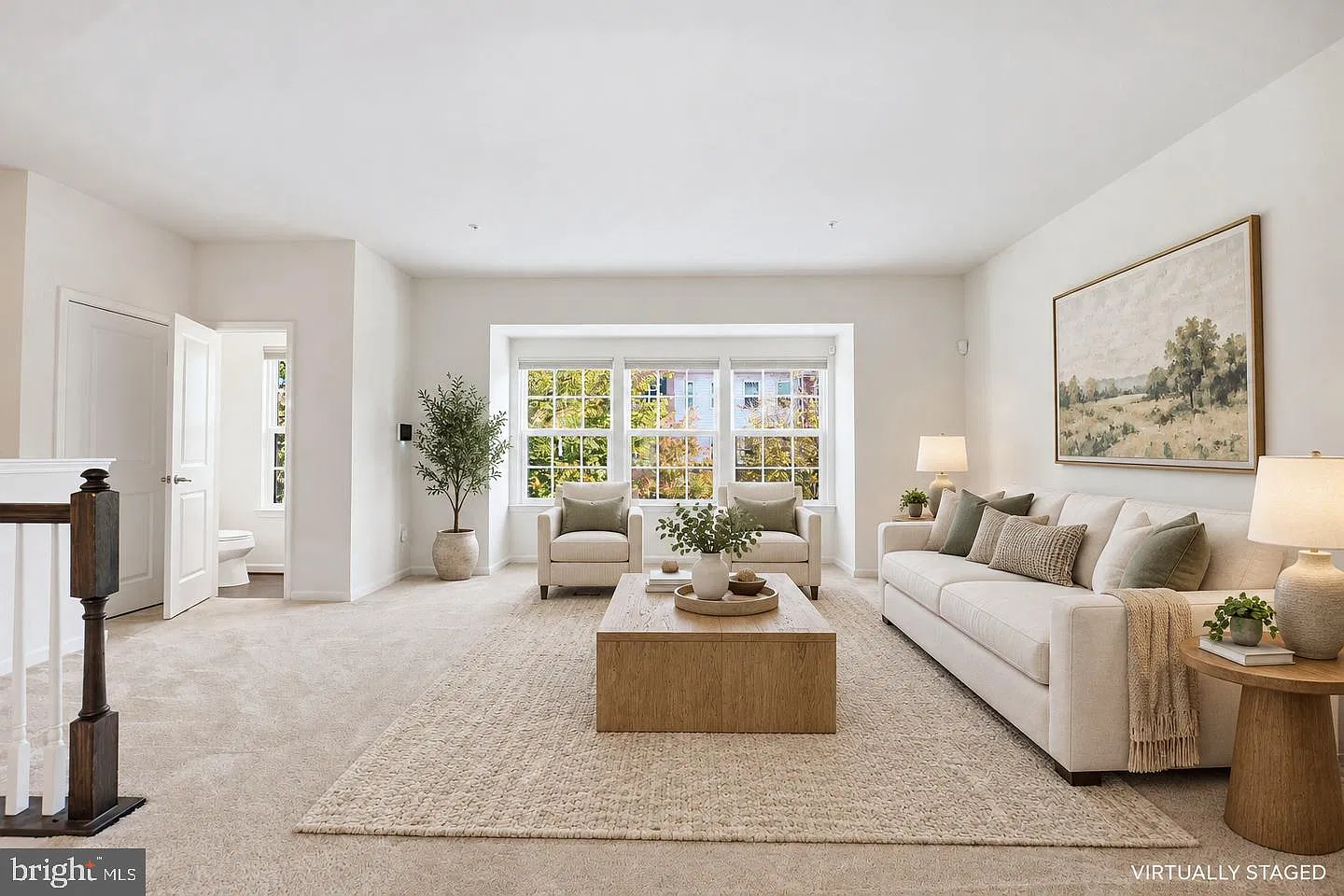 3 bed, 4.0 bath, 2614 sqft, $3,500 — Photo 2