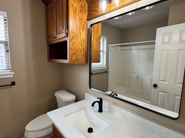 2345 Bradford Ave — Photo 10