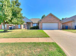 8212 NW 83rd St, Oklahoma City, OK 73132