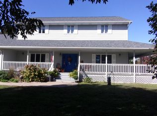 9051 Parkview Rd, Rushville, IL 62681