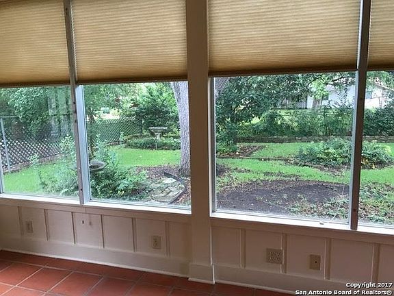 2nd image of 117 Kenwood Ave