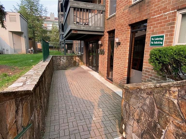 100 Kane St West Hartford, CT, 06119 Apartments for Rent Zillow