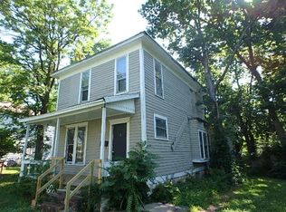 2008 SW Washburn Ave, Topeka, KS 66604