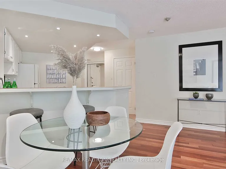 77 Maitland Pl #326 — Photo 12
