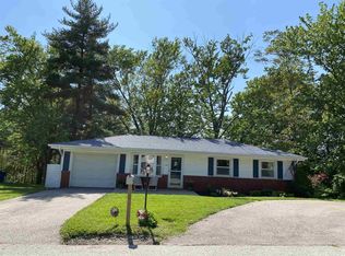 1109 Oak Mnr, Bedford, IN