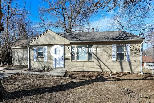 10000 Drury Ave Photo 1