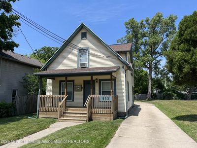 833 Vine St, Lansing, MI, 48912