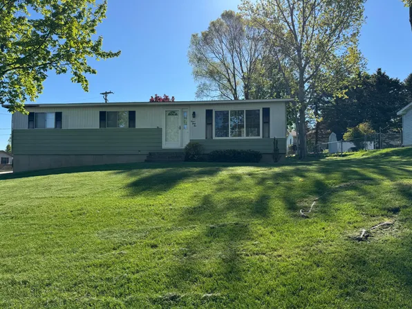 1235 Princeton Rd, Manistee, MI 49660