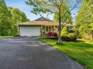 681 Pinnacle Peak Ln, Flat Rock, NC 28731