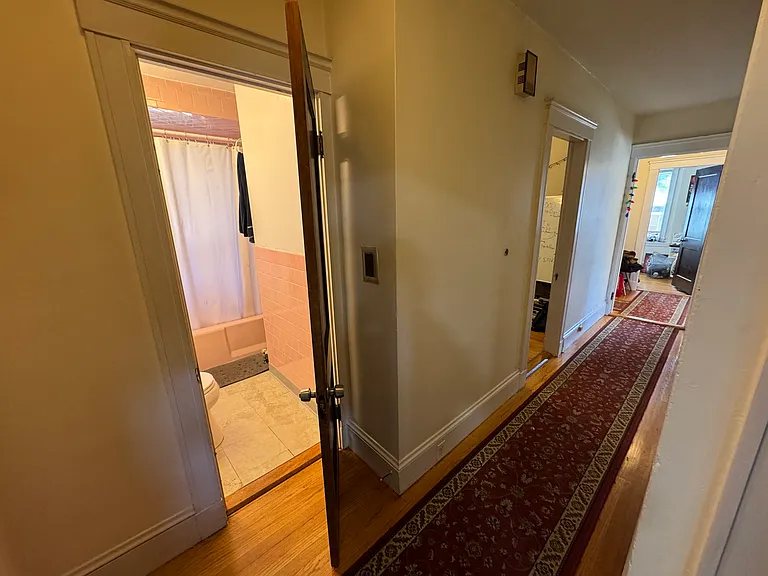 8 Mapleton St — Photo 20