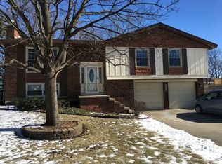 523 Bahama Ln, Schaumburg, IL 60193