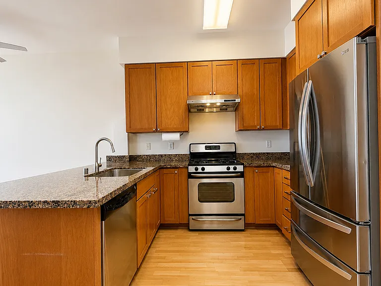 1020 Jackson St #606 — Photo 13