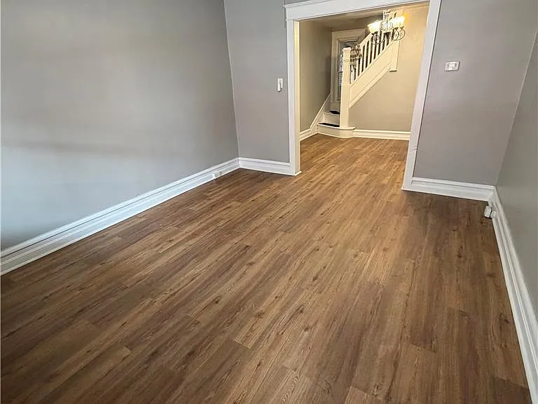 236 N Front St — Photo 15