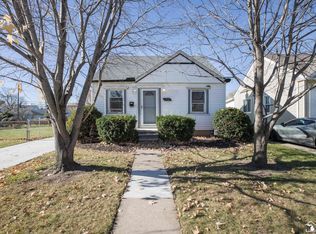 6720 Huron St, Taylor, MI 48180