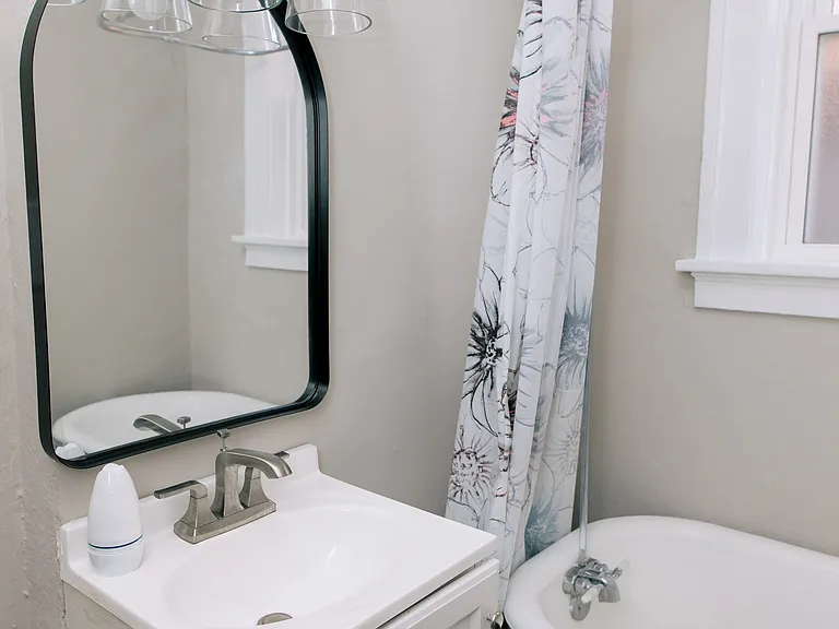 908 Eastgate Ave #1 — Photo 5