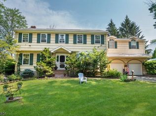 7 Stuart Ct, Pine Brook, NJ 07058
