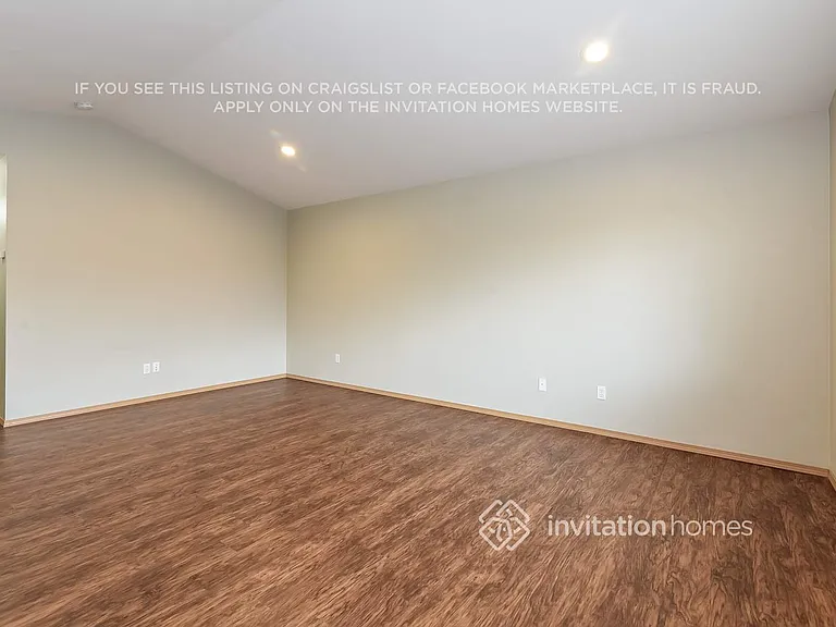 18133 96th Ave E — Photo 5