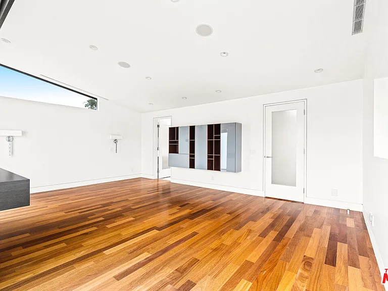 524 Rialto Ave — Photo 37