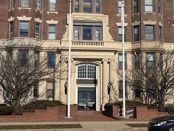Appartment Building