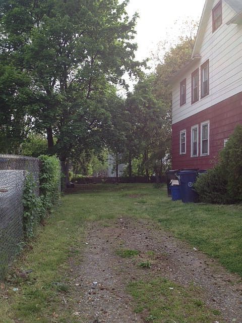 2nd image of 330 McDowell St #2