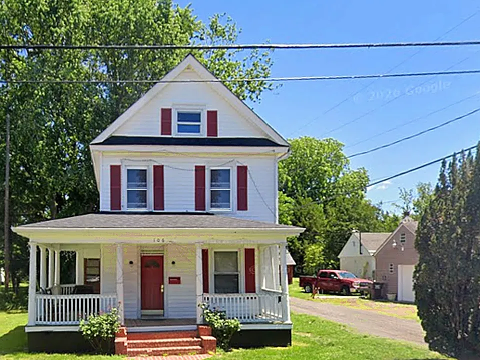 106 Aurora St