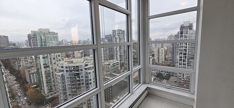 Vancouver Apartment for rent - 3 Bedrooms — photo 4
