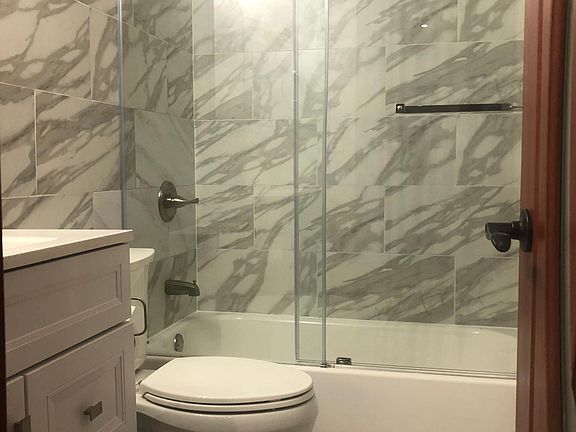 5th image of 1369 E 85th St #1