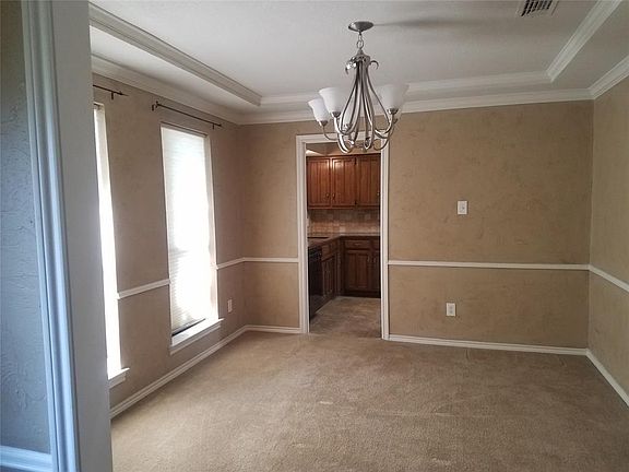 5th image of 2725 Whispering Trail Cir
