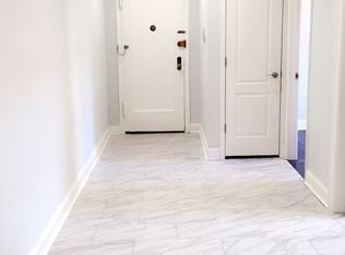 21 Barstow Rd, Great Neck, NY 11021