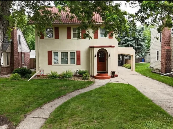607 Lake Ave, Worthington, MN 56187