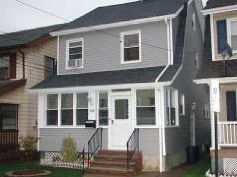 1st image of 139 Lexington Ave