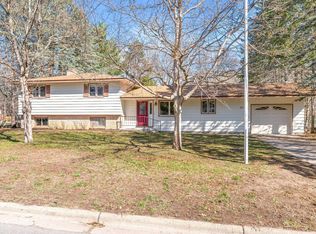 6640 Cedar St, North Branch, MN 55056