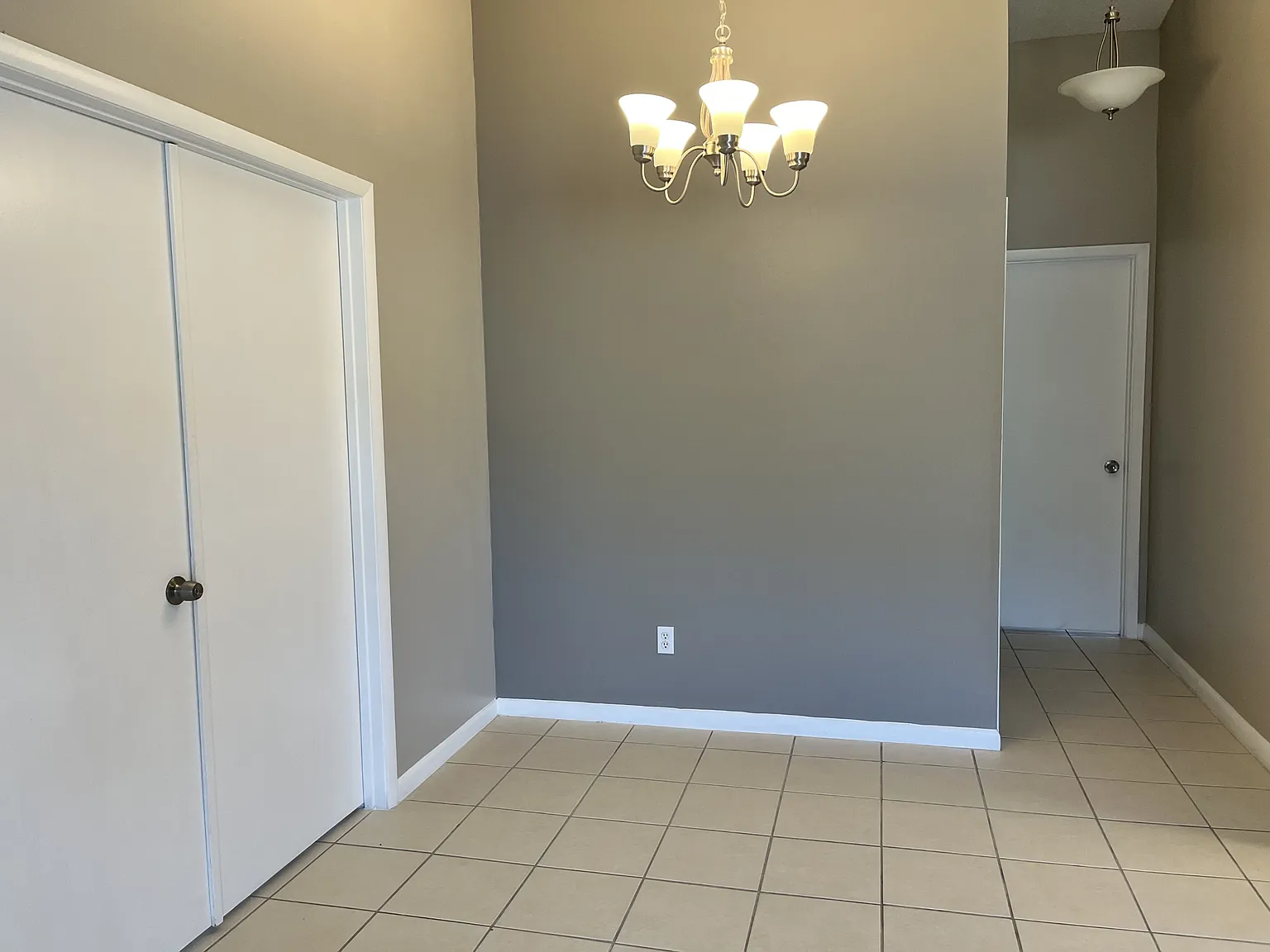 7042 Blue Earth Court - 1 — Photo 3