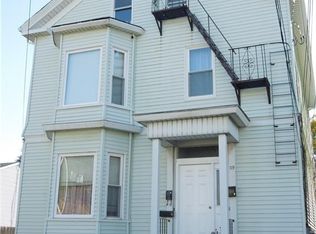 29 Cobb St, East Providence, RI 02914