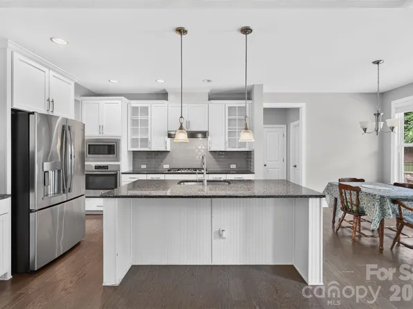 113 Heron Cove Loop, Mooresville, NC 28117