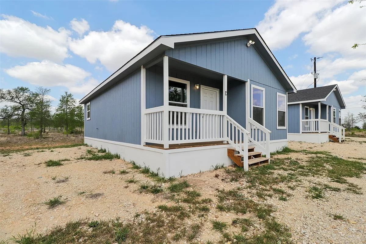 Building Photo - 1087 Schubert Ln #D