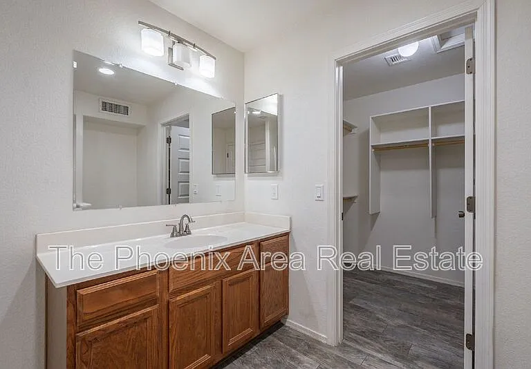 1125 W Macaw Dr — Photo 29