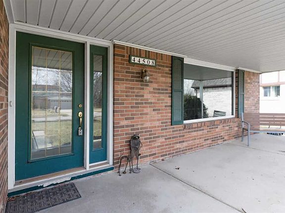 2nd image of 44508 Manitou Dr