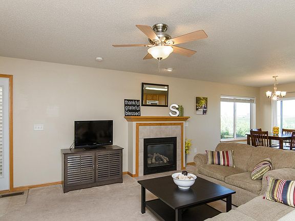 3rd image of 540 Sicily Ct