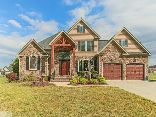 121 Michelle Dawn Dr, Goldsboro, NC 27534
