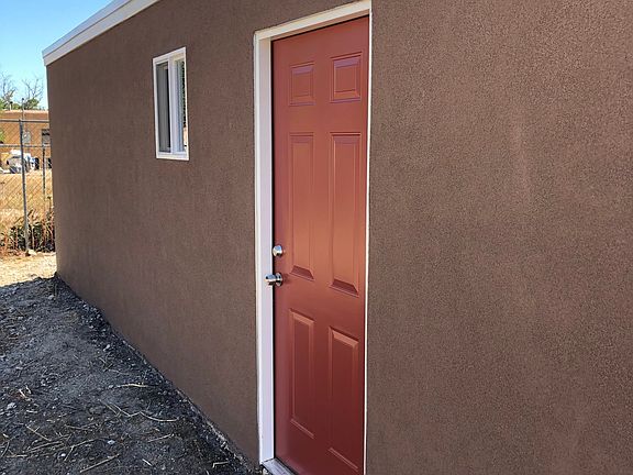 5th image of 4512 Grande Dr NW