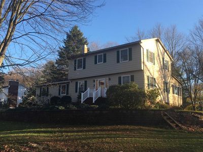 8 RICHARD Road, Hyde Park, NY, 12538