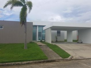 65 Calle Daguao, Juncos, PR 00777