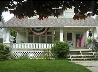1517 Tamarack Ave NW, Grand Rapids, MI 49504