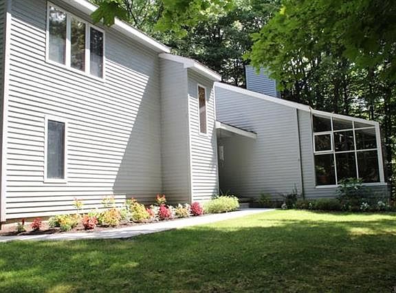 2nd image of 12 Granite Lake Dr
