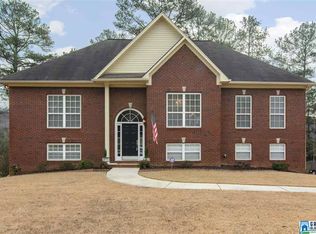 144 Woodbury Dr, Sterrett, AL 35147