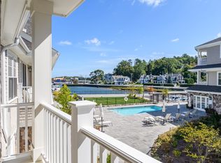 124 Elm St #202, Cohasset, MA 02025