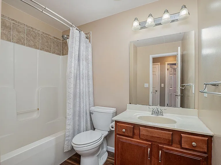 Bedroom bath